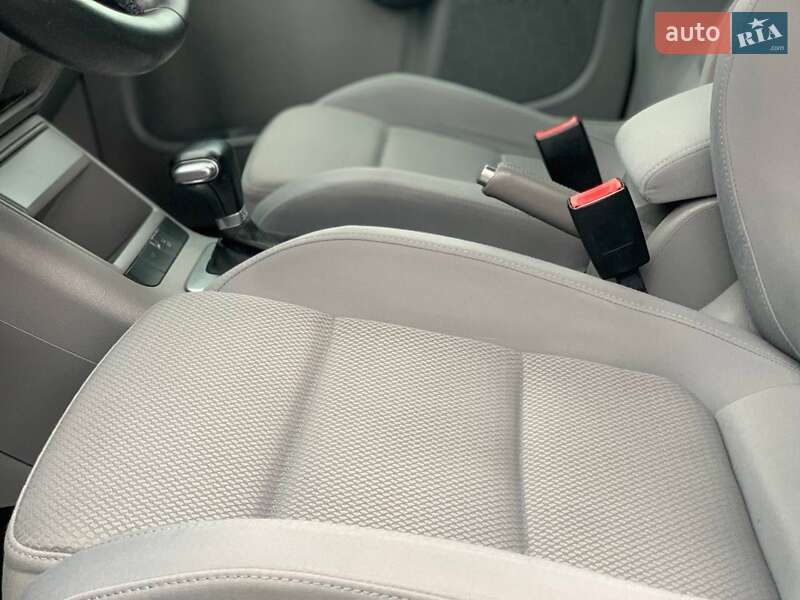 Хэтчбек Volkswagen Golf Plus 2006 в Вознесенске