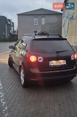 Хэтчбек Volkswagen Golf Plus 2008 в 