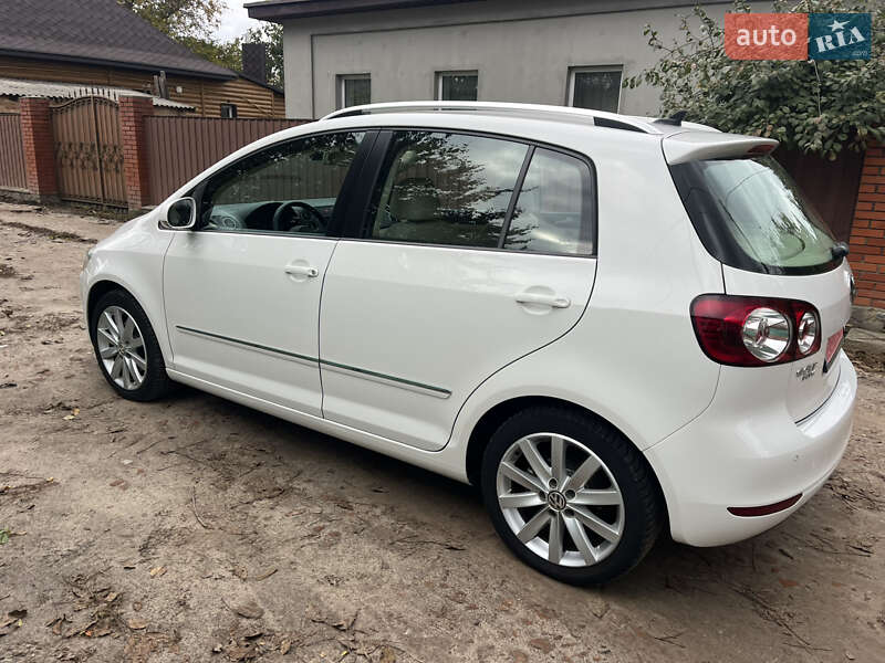 Хетчбек Volkswagen Golf Plus 2010 в Охтирці