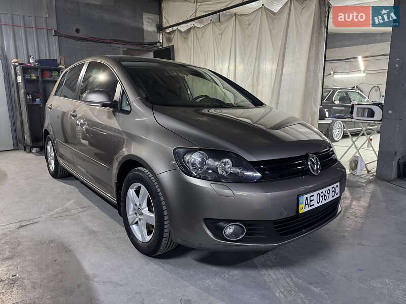 Хетчбек Volkswagen Golf Plus 2010 в Києві