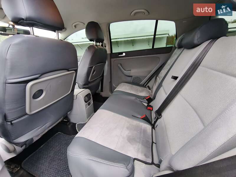 Хэтчбек Volkswagen Golf Plus 2006 в Хмельнике фото 4 Хэтчбек Volkswagen Golf Plus 2006 в Хмельнике