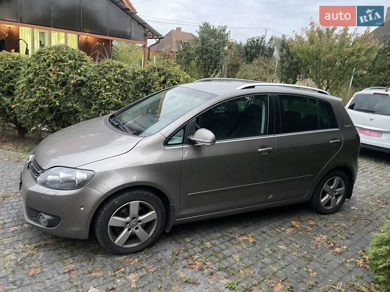 Хэтчбек Volkswagen Golf Plus 2010 в Луцке фото 4 Хэтчбек Volkswagen Golf Plus 2010 в Луцке