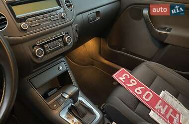 Хэтчбек Volkswagen Golf Plus 2010 в 