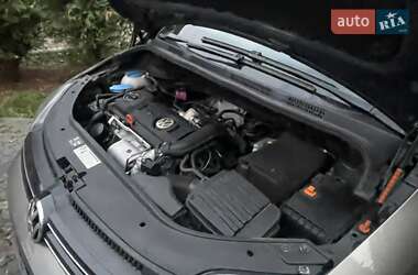 Хэтчбек Volkswagen Golf Plus 2010 в 
