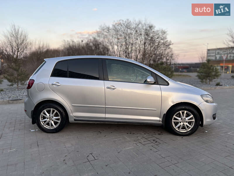 Хэтчбек Volkswagen Golf Plus 2011 в Днепре фото 2 Хэтчбек Volkswagen Golf Plus 2011 в Днепре