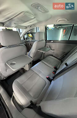 Хэтчбек Volkswagen Golf Plus 2006 в 