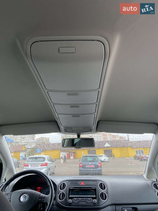 Хэтчбек Volkswagen Golf Plus 2009 в Ровно фото 41 Хэтчбек Volkswagen Golf Plus 2009 в Ровно