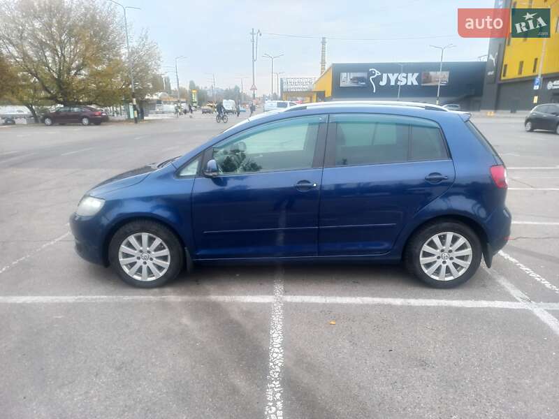 Хэтчбек Volkswagen Golf Plus 2010 в Киеве фото 5 Хэтчбек Volkswagen Golf Plus 2010 в Киеве