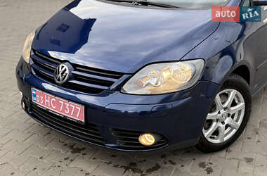 Хэтчбек Volkswagen Golf Plus 2008 в 