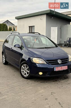 Хэтчбек Volkswagen Golf Plus 2008 в 