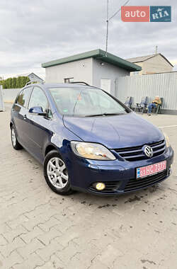 Хэтчбек Volkswagen Golf Plus 2008 в 