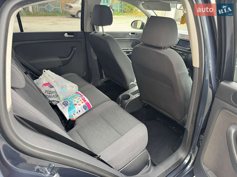 Хэтчбек Volkswagen Golf Plus 2007 в Волочиске фото 27 Хэтчбек Volkswagen Golf Plus 2007 в Волочиске