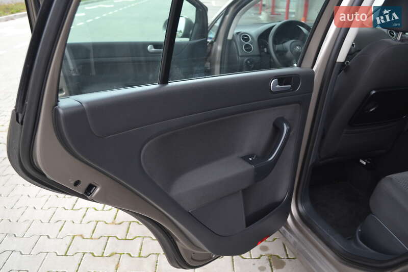 Хетчбек Volkswagen Golf Plus 2009 в Вінниці