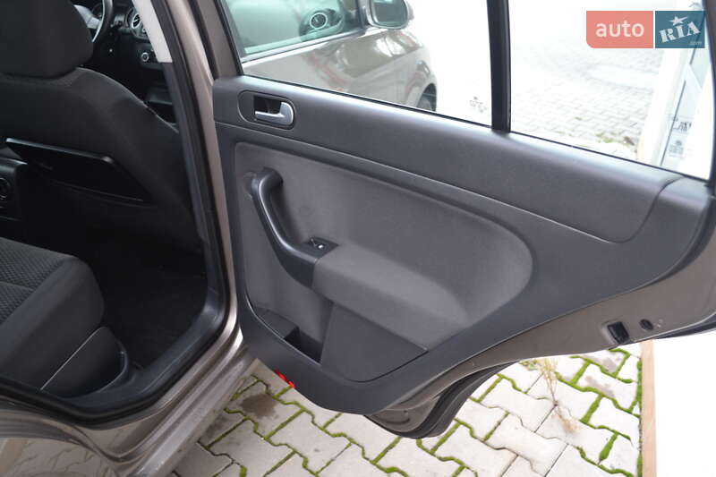 Хетчбек Volkswagen Golf Plus 2009 в Вінниці