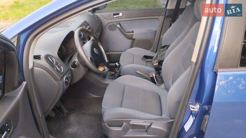 Хетчбек Volkswagen Golf Plus 2005 в Кобеляках фото 16 Хетчбек Volkswagen Golf Plus 2005 в Кобеляках