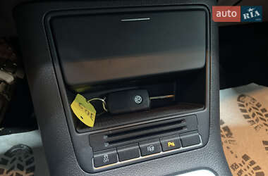 Хэтчбек Volkswagen Golf Plus 2011 в 