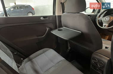 Хэтчбек Volkswagen Golf Plus 2011 в 