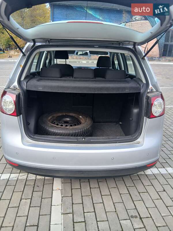 Хетчбек Volkswagen Golf Plus 2007 в Луцьку фото 4 Хетчбек Volkswagen Golf Plus 2007 в Луцьку
