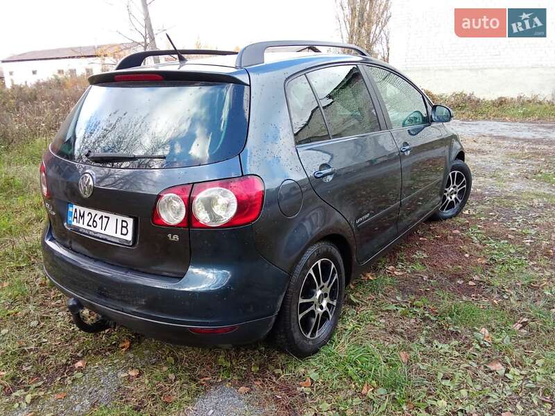 Хетчбек Volkswagen Golf Plus 2008 в Звягелі