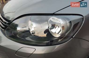 Хэтчбек Volkswagen Golf Plus 2010 в 