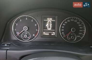 Хэтчбек Volkswagen Golf Plus 2010 в 