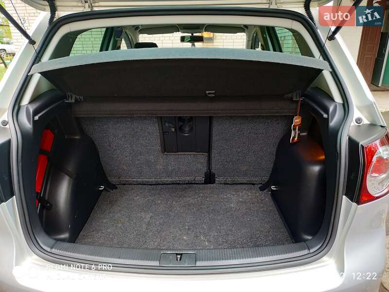 Хэтчбек Volkswagen Golf Plus 2011 в Гайсине