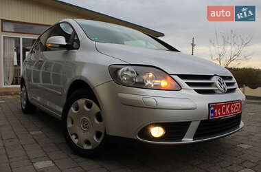 Хетчбек Volkswagen Golf Plus 2008 в  фото 11 Хетчбек Volkswagen Golf Plus 2008 в