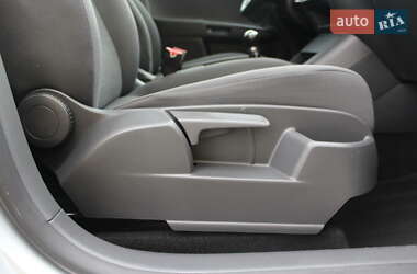 Хетчбек Volkswagen Golf Plus 2008 в  фото 105 Хетчбек Volkswagen Golf Plus 2008 в
