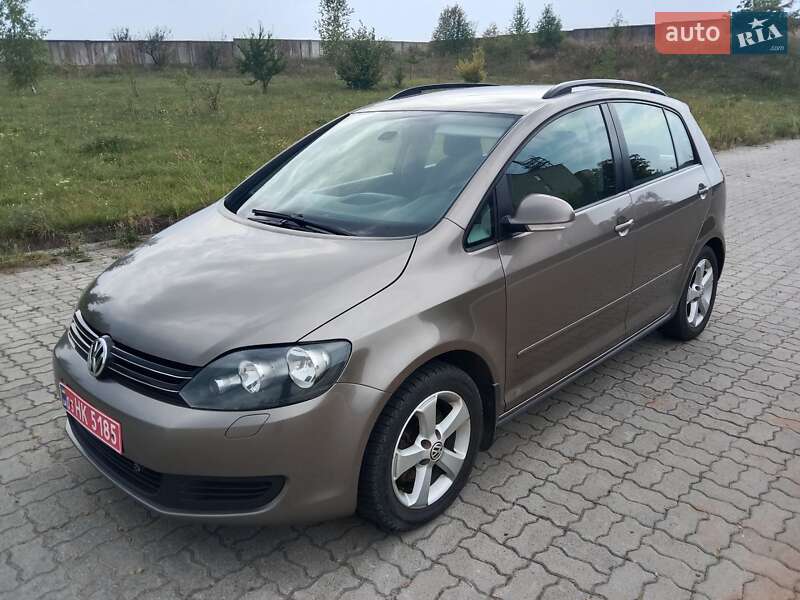 Хэтчбек Volkswagen Golf Plus 2012 в Нововолынске фото 6 Хэтчбек Volkswagen Golf Plus 2012 в Нововолынске