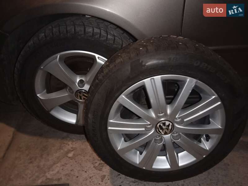 Хэтчбек Volkswagen Golf Plus 2012 в Нововолынске фото 26 Хэтчбек Volkswagen Golf Plus 2012 в Нововолынске