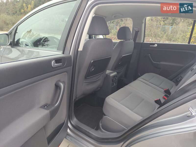Хэтчбек Volkswagen Golf Plus 2009 в Киеве фото 5 Хэтчбек Volkswagen Golf Plus 2009 в Киеве