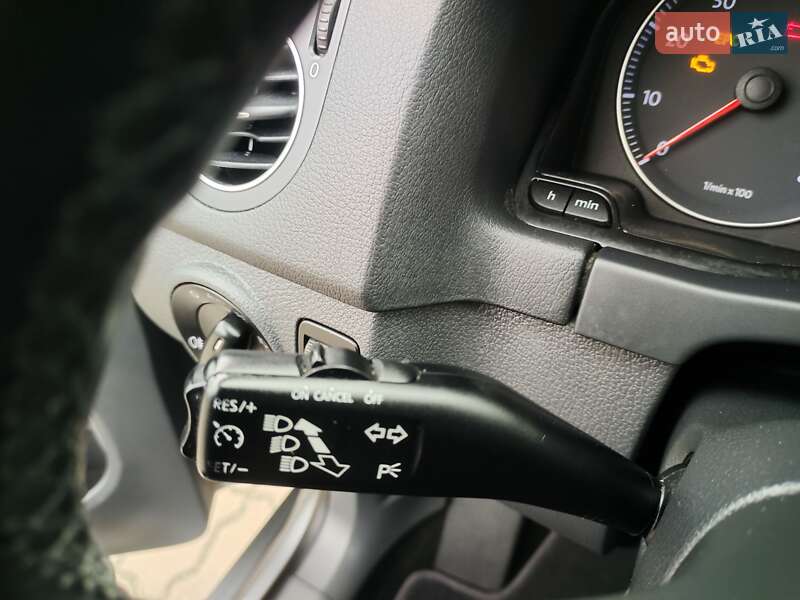 Хэтчбек Volkswagen Golf Plus 2009 в Киеве фото 10 Хэтчбек Volkswagen Golf Plus 2009 в Киеве