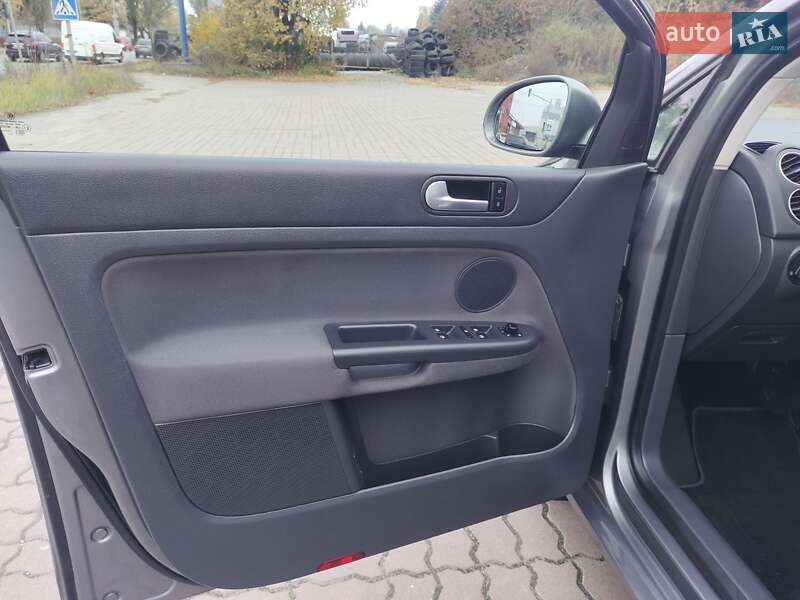 Хэтчбек Volkswagen Golf Plus 2009 в Киеве фото 30 Хэтчбек Volkswagen Golf Plus 2009 в Киеве