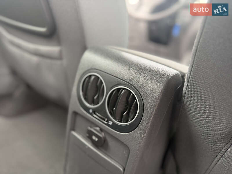 Хэтчбек Volkswagen Golf Plus 2006 в Киеве