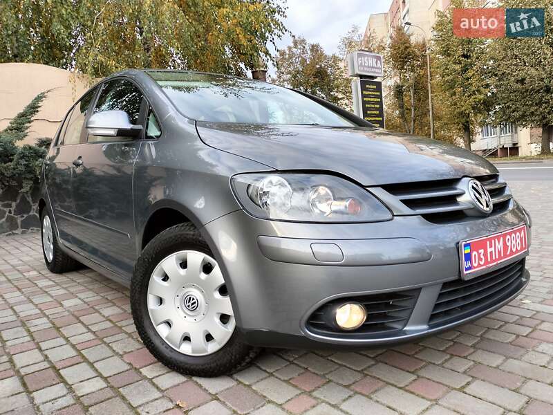 Хэтчбек Volkswagen Golf Plus 2007 в Ровно