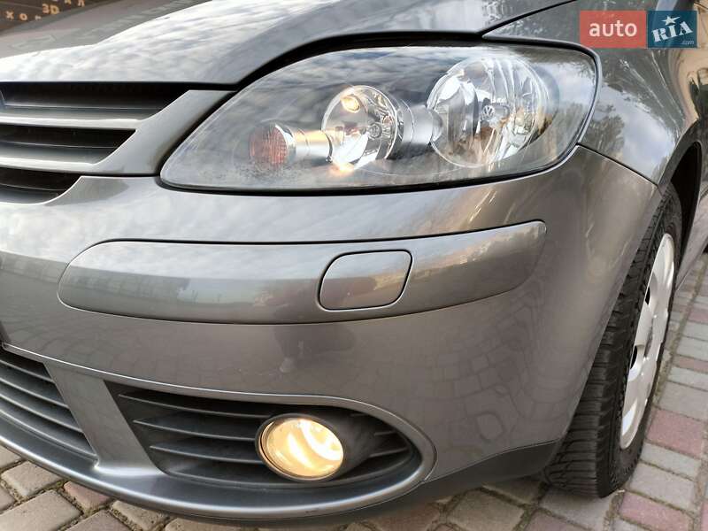 Хэтчбек Volkswagen Golf Plus 2007 в Ровно