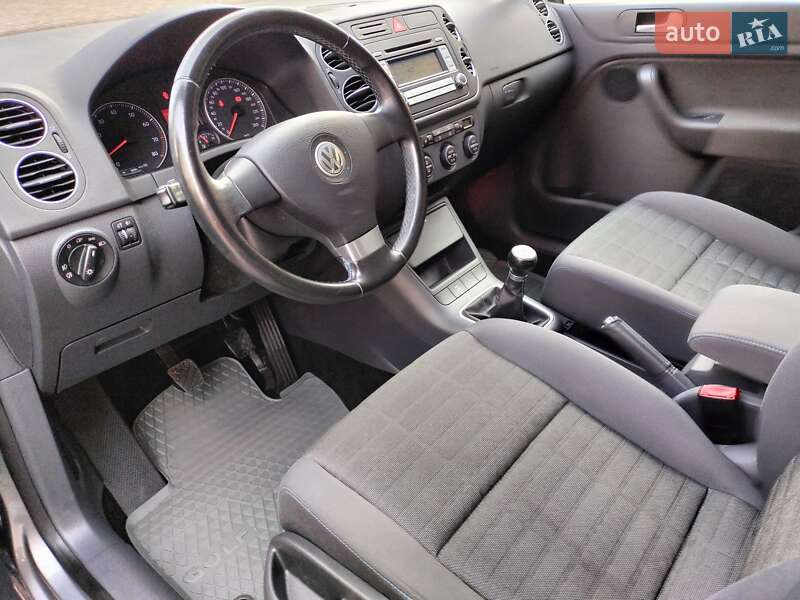 Хэтчбек Volkswagen Golf Plus 2007 в Ровно