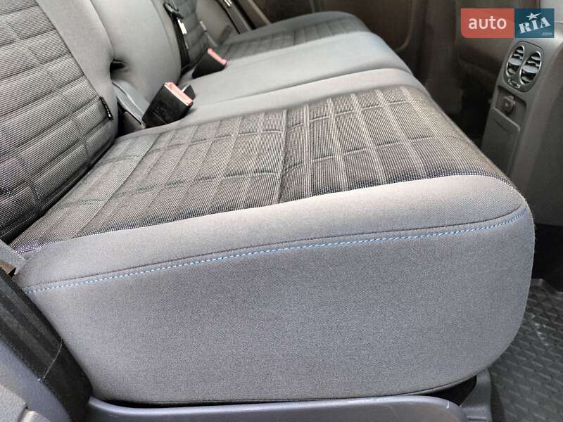 Хэтчбек Volkswagen Golf Plus 2007 в Ровно