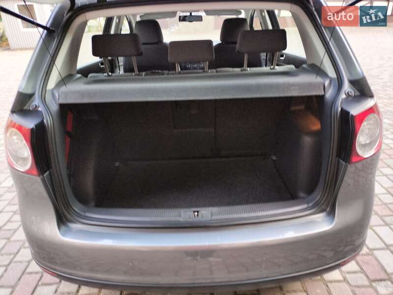 Хэтчбек Volkswagen Golf Plus 2007 в Ровно