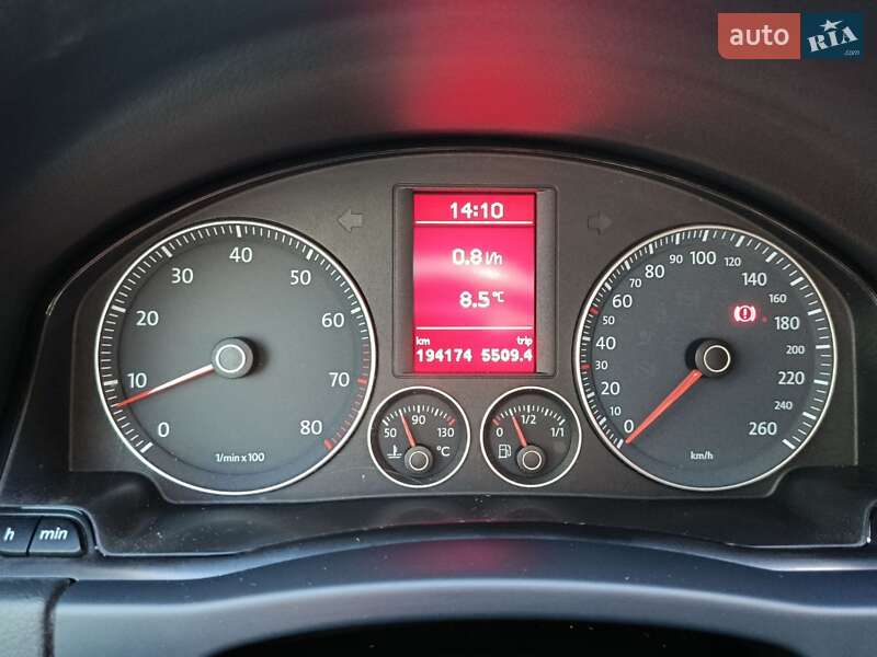 Хэтчбек Volkswagen Golf Plus 2008 в Коростене