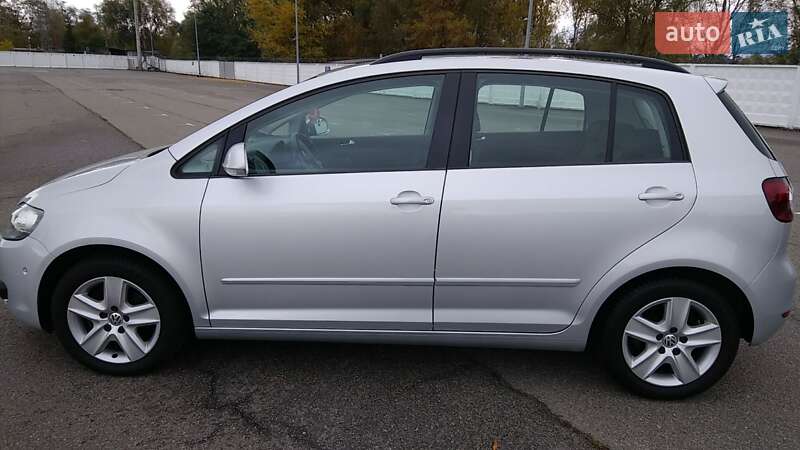 Хэтчбек Volkswagen Golf Plus 2010 в Киеве фото 2 Хэтчбек Volkswagen Golf Plus 2010 в Киеве