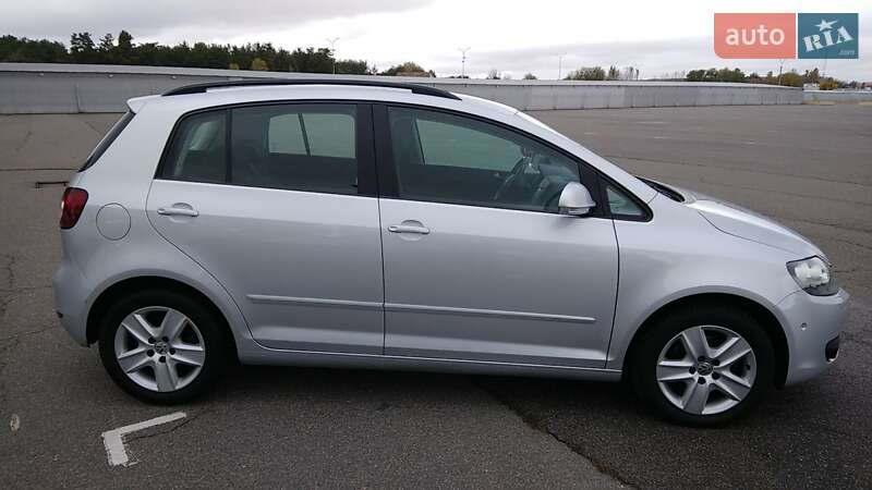 Хэтчбек Volkswagen Golf Plus 2010 в Киеве фото 6 Хэтчбек Volkswagen Golf Plus 2010 в Киеве