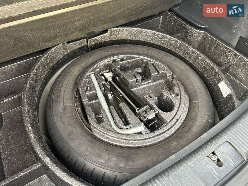 Хэтчбек Volkswagen Golf Plus 2010 в Луцке фото 21 Хэтчбек Volkswagen Golf Plus 2010 в Луцке