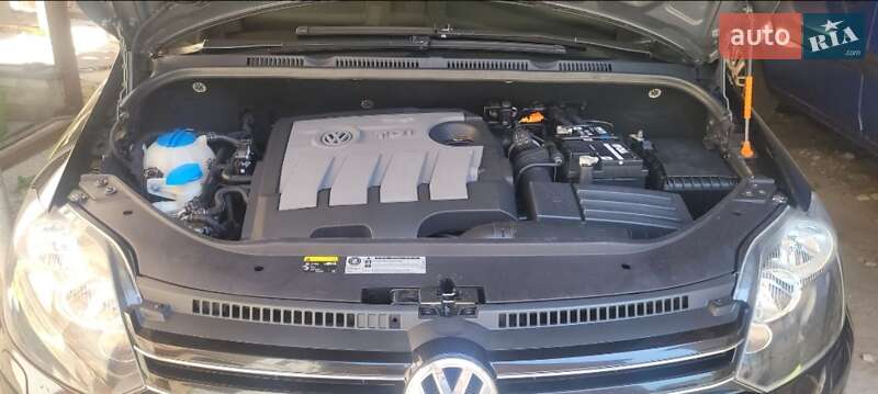 Хэтчбек Volkswagen Golf Plus 2010 в Харькове