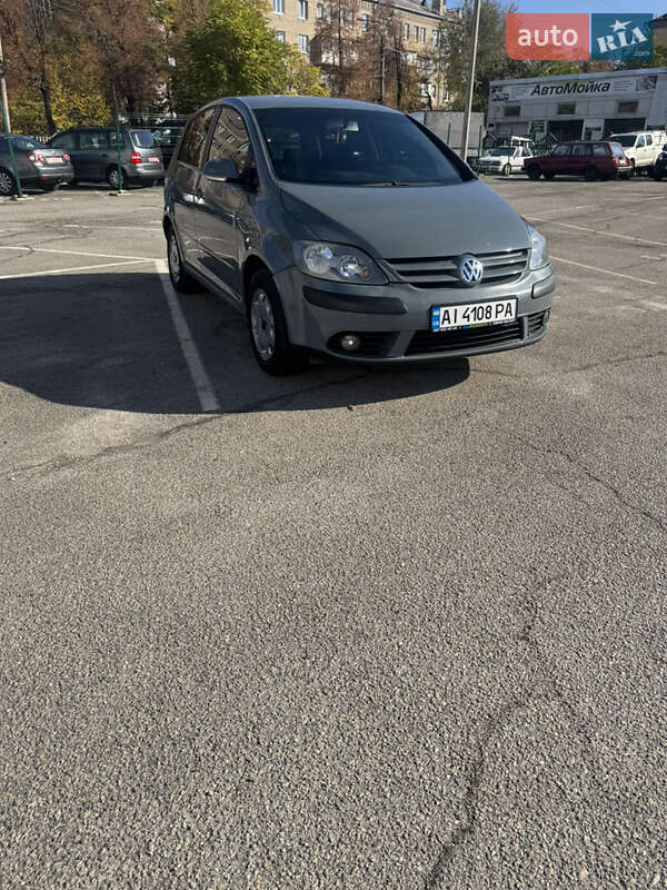 Хэтчбек Volkswagen Golf Plus 2007 в Запорожье
