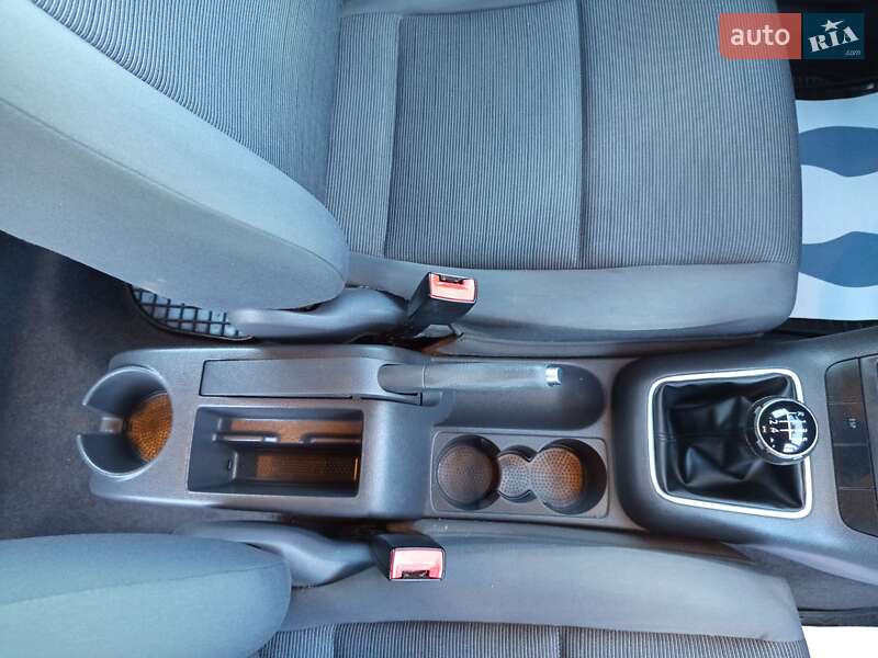 Хэтчбек Volkswagen Golf Plus 2005 в Дрогобыче фото 56 Хэтчбек Volkswagen Golf Plus 2005 в Дрогобыче