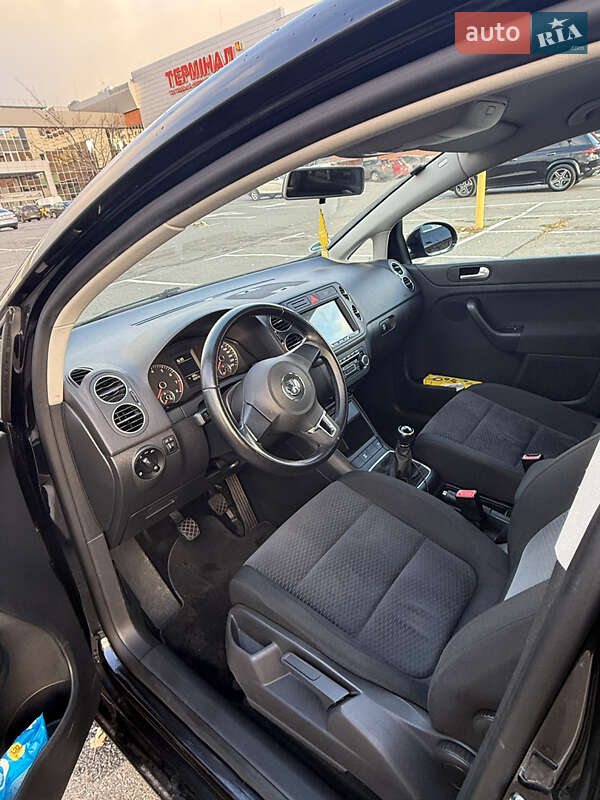 Хэтчбек Volkswagen Golf Plus 2009 в Броварах