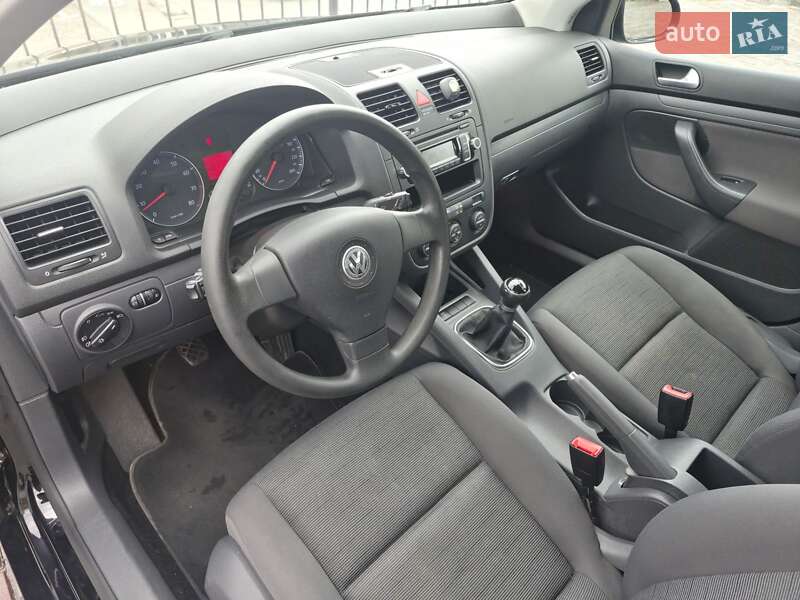 Хэтчбек Volkswagen Golf Plus 2008 в Запорожье фото 21 Хэтчбек Volkswagen Golf Plus 2008 в Запорожье