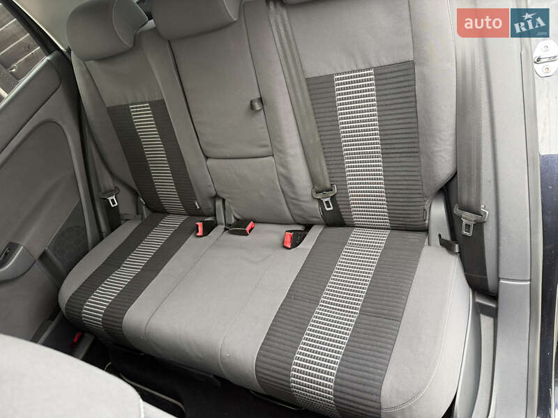 Хэтчбек Volkswagen Golf Plus 2007 в Тернополе фото 39 Хэтчбек Volkswagen Golf Plus 2007 в Тернополе