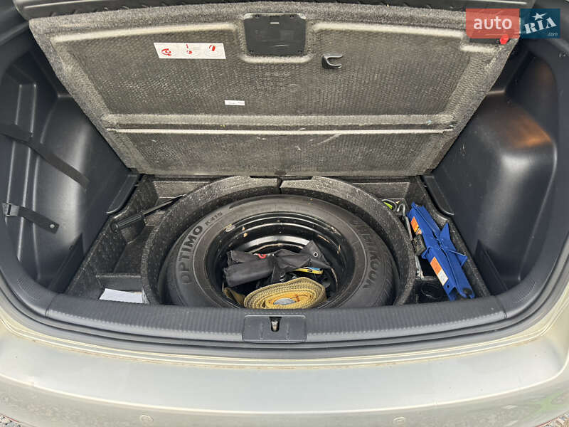 Хэтчбек Volkswagen Golf Plus 2011 в Харькове